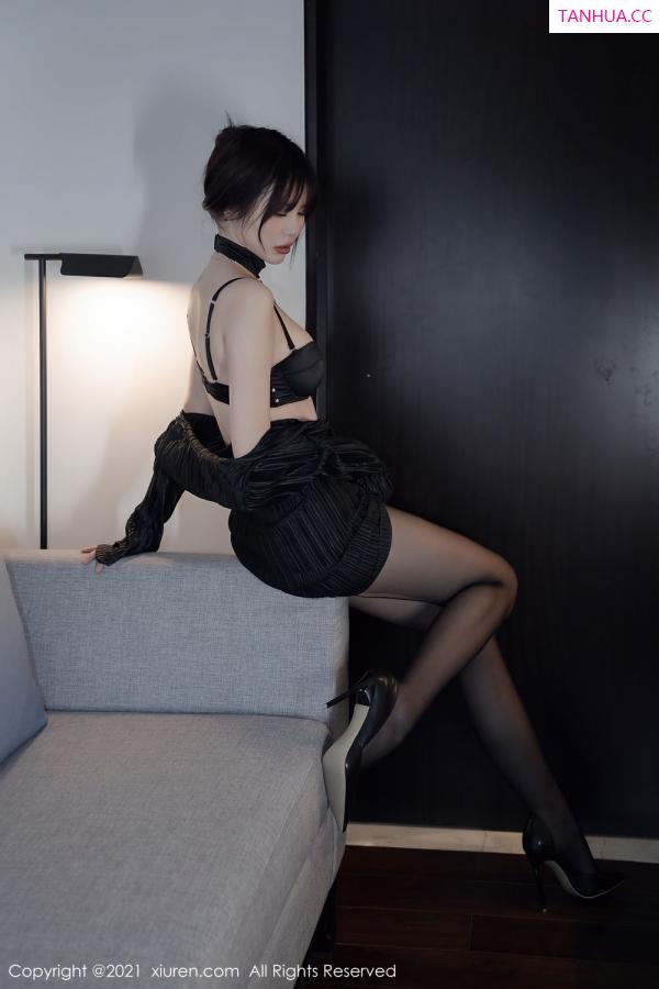 Arude薇薇  [XiuRen]高清写真图 2021.10.19 No.4080 Arude薇薇第47张图片